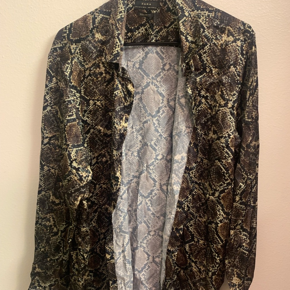 Snake inspired pattern